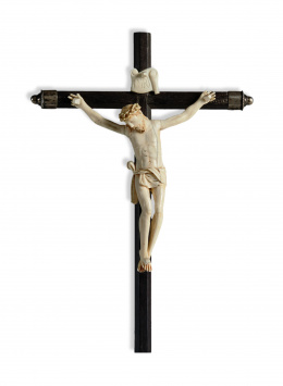 1173.  Cristo expirante en marfil y cruz de madera .Sino Portugués, ff s.XVII-pp. XVIII.