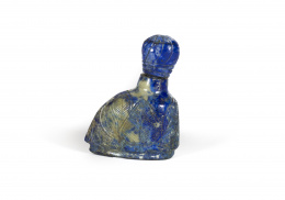 1196.  Snuff-bottle en lapislázuli, con decoración grabada de hojas.China, S. XIX - XX.