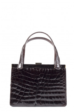 781.  Bolso en piel de cocodrilo color negro de doble asa corta