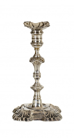 558.  Candelero de plata inglesa.William Gould. Londres, 1749.