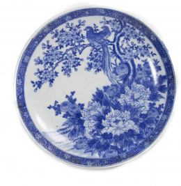 611.  Plato en porcelana azul y blanca.China, Dinastía Qing, S. XVIII - XIX