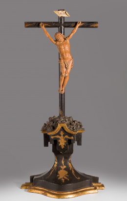 465.  Cristo en madera de tilo.Escuela andaluza, S. XVIII..