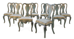 1283.  Juego de ocho sillas en madera tallada y policromada y dorada de estilo reina Ana.Trabajo levantino, S. XVIII.
