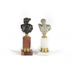 1103.  Pareja de bustos en bronce patinado sobre columnas de mármol y bronce dorado con marca del fundidor Guss V.H. Gladenbeck & Sohn / Friedrihesbagen.Alemania, Berlín segunda mitad del S. XIX.