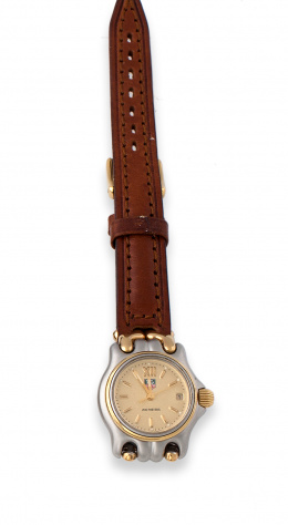 745.  Reloj HEUER de sra en acero