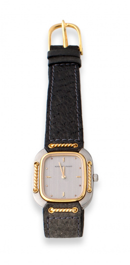 746.  Reloj AUDEMARS PIGUET de sra en acero y oro de 18K. B93063