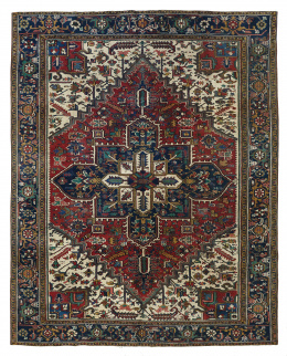 367.  Alfonbra de Heriz anudada a mano en lana.Irán.