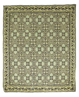 1144.  Alfombra en lana de nudo español, con decoración de flores. S. XX.