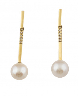 585.  Pendientes largos con perla cultivada de 11 mm colgante de barra de brillantes.