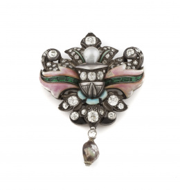 29.  Original broche c.1800 con diamantes de talla antigua, esmalte y perla natural, con perla barroca cultivada colgante.