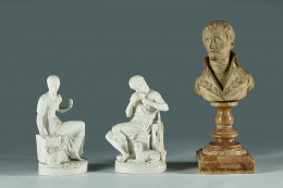 910.  “Napoleón Bonaparte”.Busto en biscuit patinado.Francia, S. XIX..