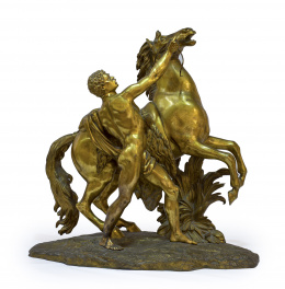 529.  Siguiendo a Guillaume Coustou (1677-1746)Modelo de caballo de Marly en bronce dorado.Segunda mitad del S. XIX..