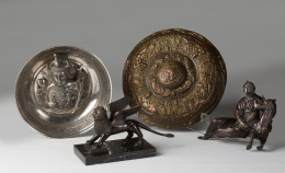 1166.  Copa de Cleopatra en peltre, posiblemente del Gran Tour.  S. XIX..