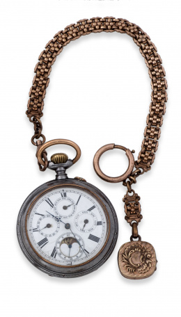 781.  Reloj Lepine pavonado con segundero, calendario y fases lunares. Con leontina articulada en metal dorado rematada en portafotos colgante.