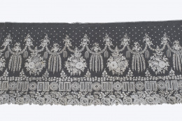 1191.  Bordado sobre tul, con decoración vegetal y guirnaldas.Bruselas, S. XIX.