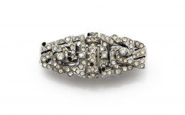 627.  Broche doble clip de fantasía años 40 con strass sobre metal blanco.