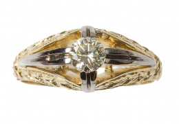 72.  Sortija solitario con brillante de 0,70 ct aprox
