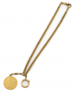 665.  Leontina de eslabón barbado pps s XX, con colgante de moneda Portuguesa de cuatro escudos de Joannes VI de 1822.