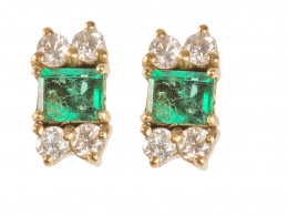 638.  Pendientes con esmeraldas cuadradas entre cuatro brillantes