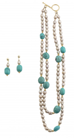 286.  Conjunto de gargantilla doble y pendientes con perlas cultivadas de ligera tonalidad bronce, y turquesas de Arizona
