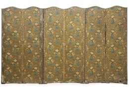 529.  Biombo de seis hojas con decoración policromada de flores, simulando trabajo de cordobán.España o Paises Bajos, S. XVIII.