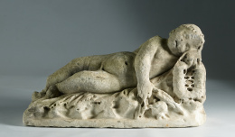 1047.  Heros dormido en mármol tallado.Posiblemente trabajo español, SXVII.