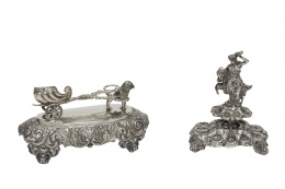 549.  Palillero con bacanal de plata de decoración repujada, modelada y cincelada, S. XIX.