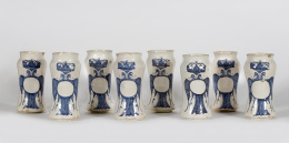 779.  Cuatro botes de farmacia de cerámica de Villafeliche esmaltados en azul cobalto.Aragón S. XVIII.