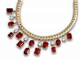 817.  Collar de bisutería Art-Decó con centros de circonitas y vidrios símil rubí en cadena plana de plata dorada.
