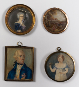 173.  Lote de 4 miniaturas: “Retrato de dama”, “retrato de caballero con cruz”, “paisaje”, y “niña con pajarito”:.