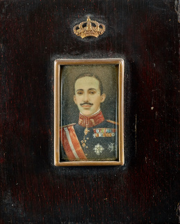946.  ESCUELA ESPAÑOLA, S. XXRetrato de Alfonso XIII y retrato de Don Juan de Borbón..