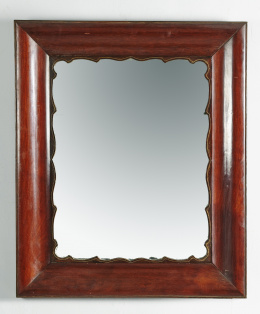 574.  Espejo de madera de caoba.Trabajo catalán, S. XIX..