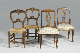 669.  Pareja de sillas en madera con asiento de enea.Trabajo español, ff. S. XIX.