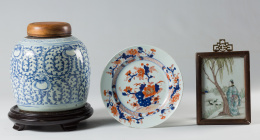 1188.  Bote para jengibre en porcelana esmaltada en azul cobalto.China pp. S. XX.