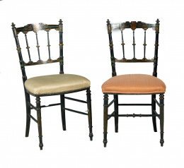 1150.  Juego de cuatro sillas, en madera torneada, tallada, lacada, pintada y dorada.Trabajo francés o inglés, pp. del S. XX. .