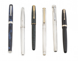 385.  Pluma MONTBLANC NOBLESSE en plata 