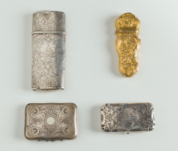 374.  Caja de plata marcada decorado en la tapa con una ciudad.Francia para la exportación 1839 -1879.