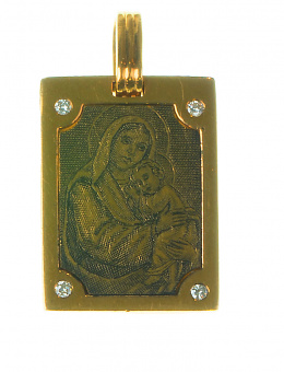 48.  Colgante medalla con Virgen grabada en marco rectangular, con cuatro brillantes