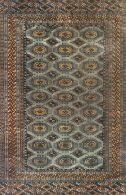 1150.  Alfombra con decoración geométrica, sobre campo verdeS. XX.