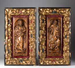 1161.  “San Pedro” y “San Pablo”. Pareja de relieves en madera de nogal.Trabajo español S. XVI.