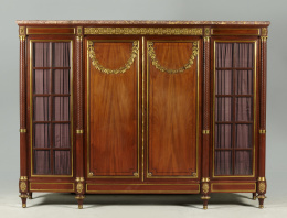 345.  Biblioteca estilo Luis XVI de madera de caoba y bronces aplicados.Trabajo francés, S. XX.