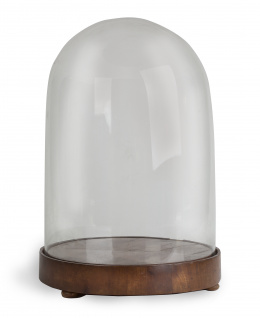 559.  Fanal con forma de campana sobre, base de madera.S. XIX.