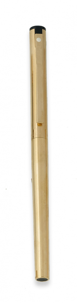 317.  Bolígrafo SHEAFFER chapado en oro con decoración estriada.