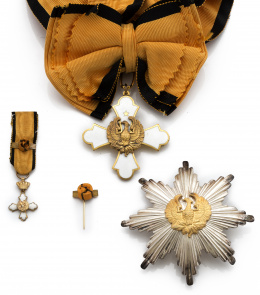 771.  Conjunto de Encomienda, Placa gran cruz, insignia y pin de la Orden del Fénix. Grecia.s.XX 