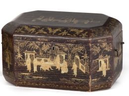 1052.  Caja de té de madera lacada de negro y decoración dorada.Trabajo chino para la exportación, h. 1850.