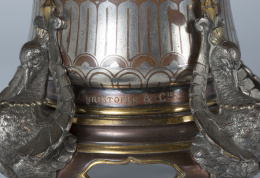 407.  Emile Reiber * para Christofle & Cie, h. 1873Cobre y plata. Firmado en el pieFrancia.