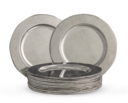 562.  Juego de doce platitos para el pan de plata Sterling, ley 925.Méjico, S. XX.