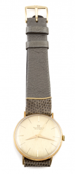 434.  Reloj DUCADO ,suiza años 80 en oro de 18K .Número 3016