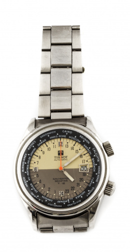 884.  Reloj TISSOT NAVIGATOR SEASTAR T12 automático c.1970 .Hora mundial en acero.