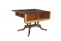 909.  Sofa table estilo regencia en madera de caoba y marquetería.Inglaterra, segunda mitad S. XIX.